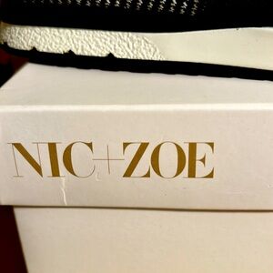 Nic and Zoe black white linen sneaker-type shoe